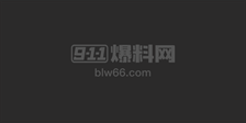 抖音热搜国服典韦砍人事件！精神小伙为爱化身典韦 手持砍刀对黑衣男子暴力乱砍 毫无理智可言！